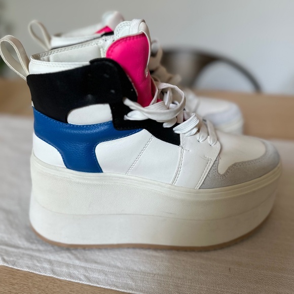 Steve Madden Indio Platform Sneakers -- Size 7 - Picture 1 of 4